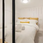 Mykonos Eight